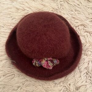 Hand-made boiled wool hat OS